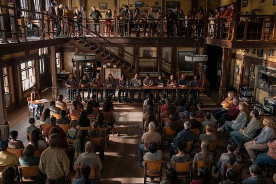 《最后生还者2》第三集剧照：艾莉很悲痛决定复仇