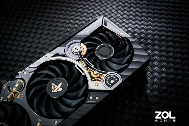 iGame RTX 3090九段评测 3万元显卡天花板