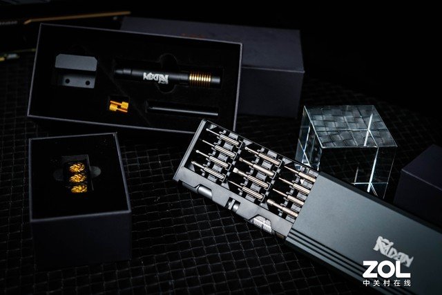 iGame RTX 3090九段评测 显卡界最高待遇