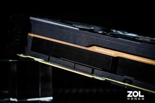 iGame RTX 3090九段评测 显卡界最高待遇