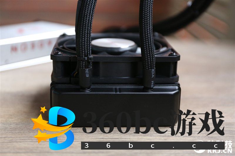 GTX 1070/1080杀手来袭!AMD RX Vega 56/64显卡首发评测